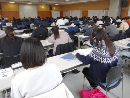 令和6年度 理数科春期学習会が行われています。