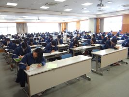 令和6年度 理数科春期学習会が行われています。