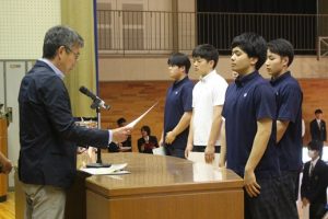 令和７年度納め式が行われました。