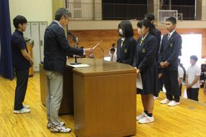 令和７年度納め式が行われました。