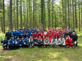 学校林下草狩り事業が行われました