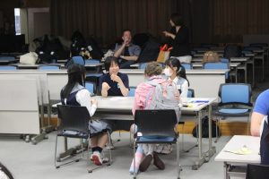 ESS部がコロラド大学コロラド・スプリングス校の大学生と交流しました。