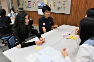 ESS部がコロラド大学コロラド・スプリングス校の大学生と交流しました。