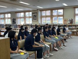 図書委員会主催「吉高ビブリオバトル２０２５」が行われました。