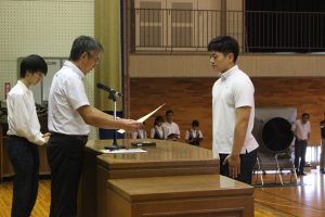 令和７年度前期末納め式が行われました。