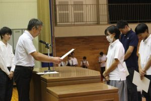 令和７年度前期末納め式が行われました。