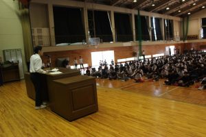 令和７年度後期・令和８年度前期生徒会役員認証式が行われました。