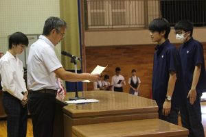 吉高ビブリオバトル２０２５表彰式が行われました。