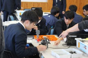 令和７年度メカパイロット講座が行われました。