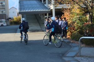 令和７年度山梨県高等学校県下一斉「通学時マナーアップ運動」４回目が行われました。