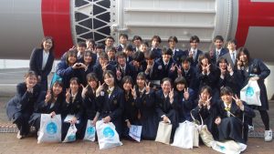 令和７年度第２回理数科企業見学会が行われました。