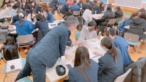 2年生の学びを紹介します!-「よのなか科」2025(第7回~第8回)