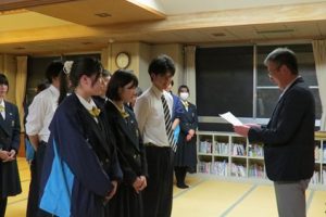 🏆令和7年度校内百人一首大会 優勝は2年5組🏆