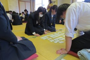 🏆令和7年度校内百人一首大会 優勝は2年5組🏆