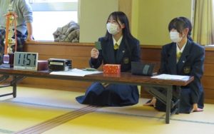 🏆令和7年度校内百人一首大会 優勝は2年5組🏆