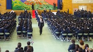 令和７年度 第７６回卒業証書授与式が行われました。