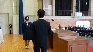 令和７年度記念品贈呈式が行われました。