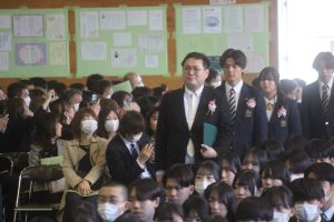 令和７年度 第７６回卒業証書授与式が行われました。