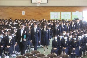 令和７年度 第７６回卒業証書授与式が行われました。