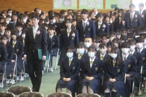 令和７年度 第７６回卒業証書授与式が行われました。