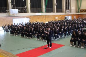 令和７年度 第７６回卒業証書授与式が行われました。